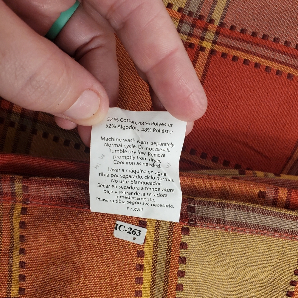 Autumn Rectangular Orange/Red/Yellow Plaid Pattern Large Table Cloth Decor - Picture 4 of 4